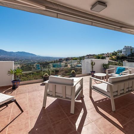 Modern Serene Retreat In Marbella East Ojen Exterior photo