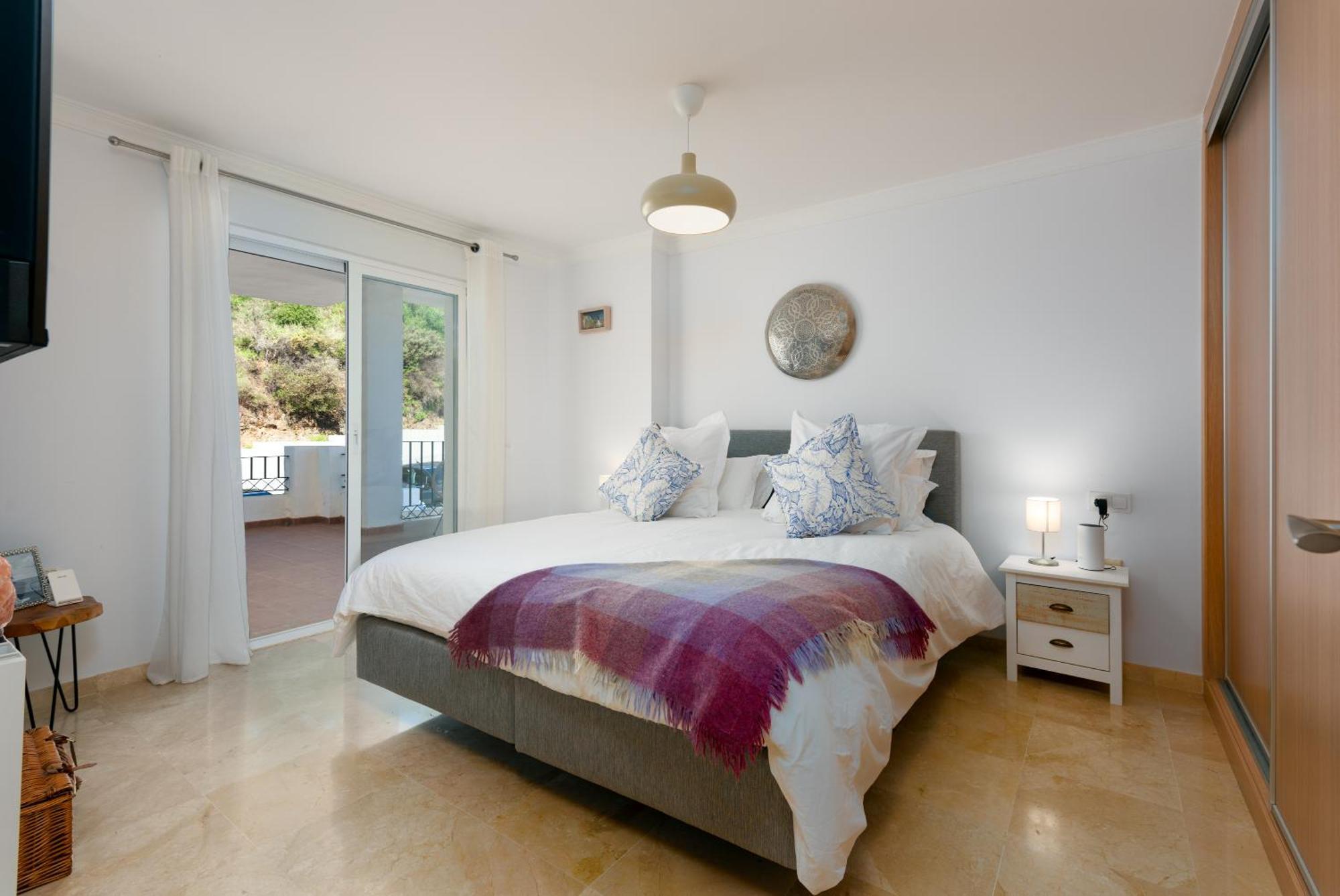 Modern Serene Retreat In Marbella East Ojen Exterior photo
