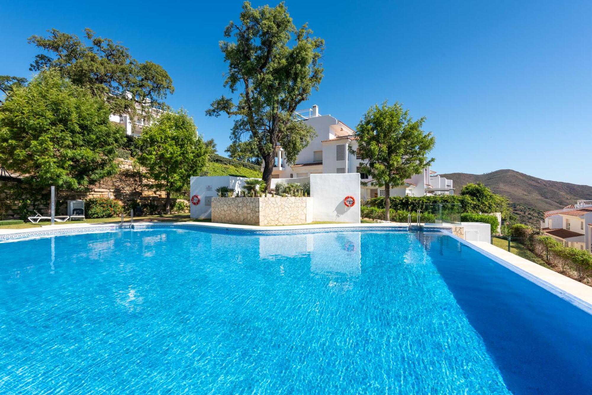 Modern Serene Retreat In Marbella East Ojen Exterior photo